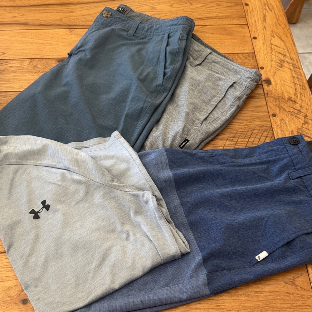 MENS ATHLETIC BUNDLE 34”WAIST SHORTS/LARGE UNDERARMOUR